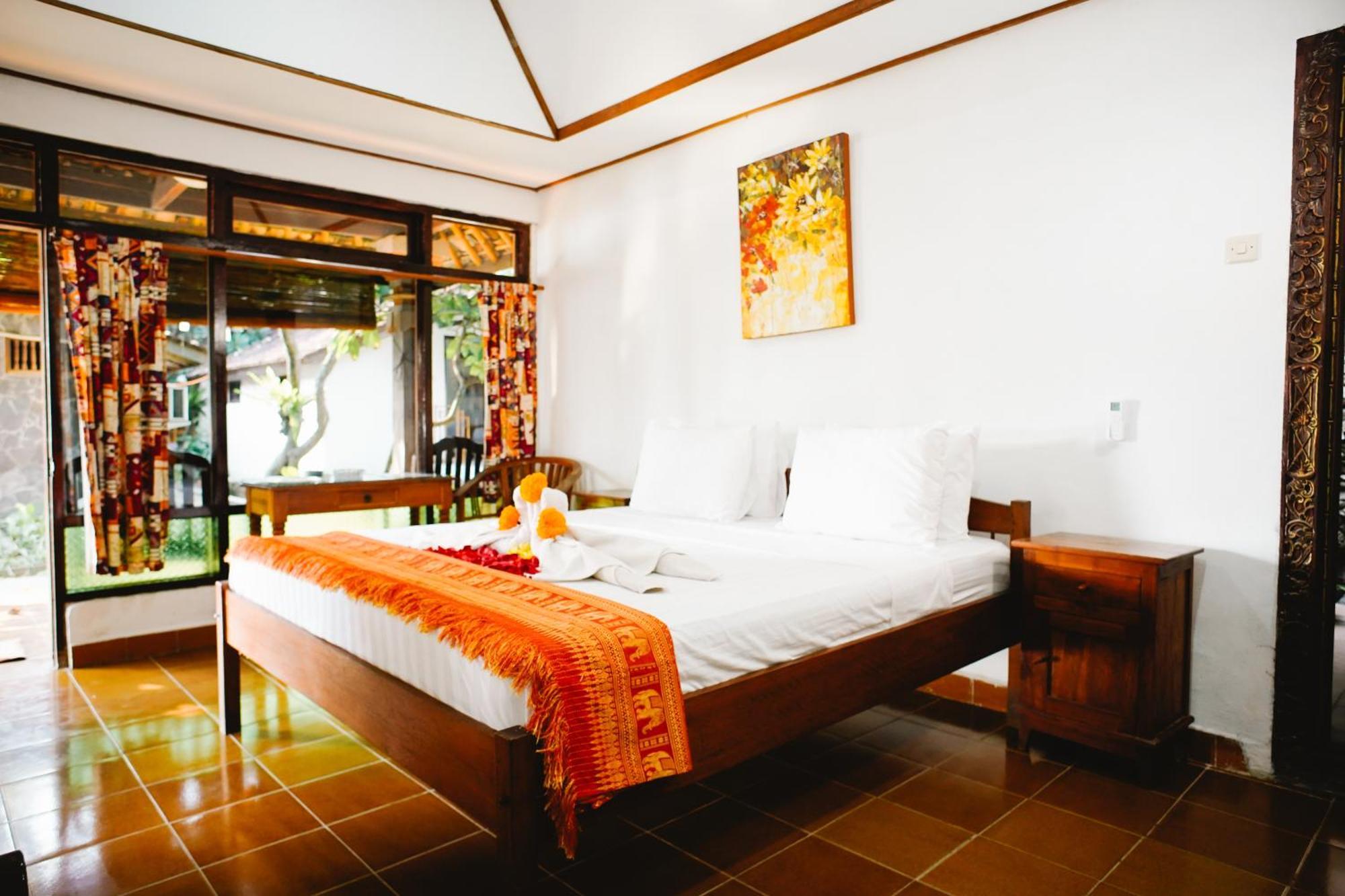 Temple Cafe & Cottages Candi Dasa  Ngoại thất bức ảnh